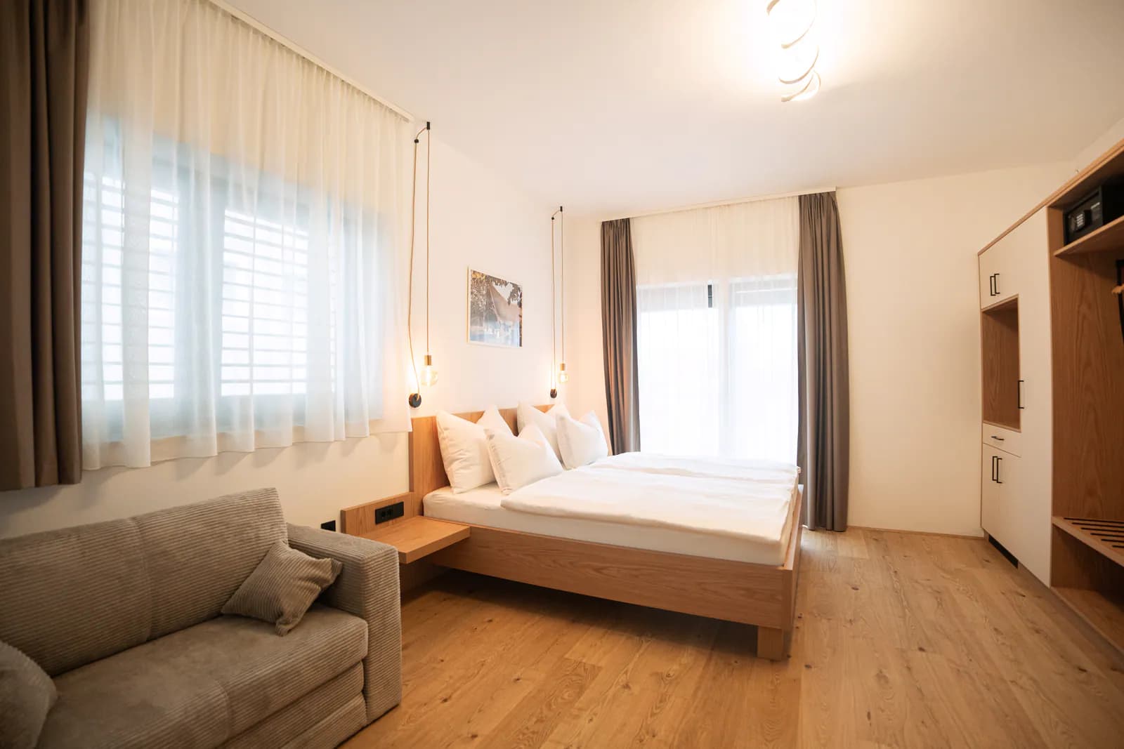 Room 1 — Comfort for a small family